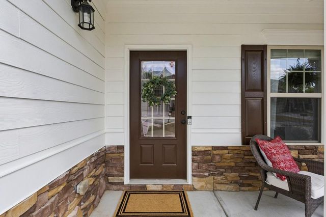 32 Parkmont Lane, Dallas, GA 30132