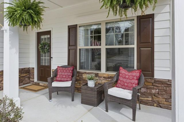 32 Parkmont Lane, Dallas, GA 30132