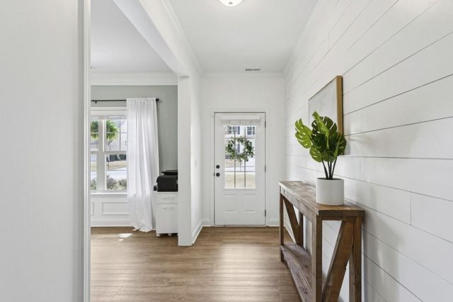 32 Parkmont Lane, Dallas, GA 30132