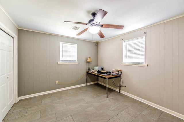 305 Wildwood Dr, Houma, LA 70363