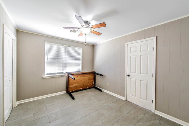 305 Wildwood Dr, Houma, LA 70363