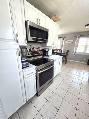 3156 NW Tea Roll Drive, Dalton, GA 30721
