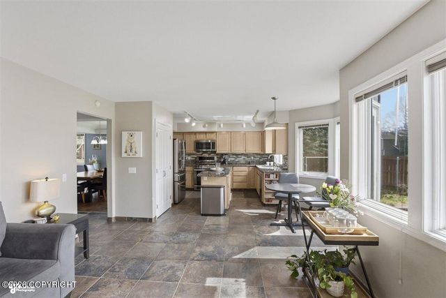 2548 Brook Hill Circle, Anchorage, AK 99516