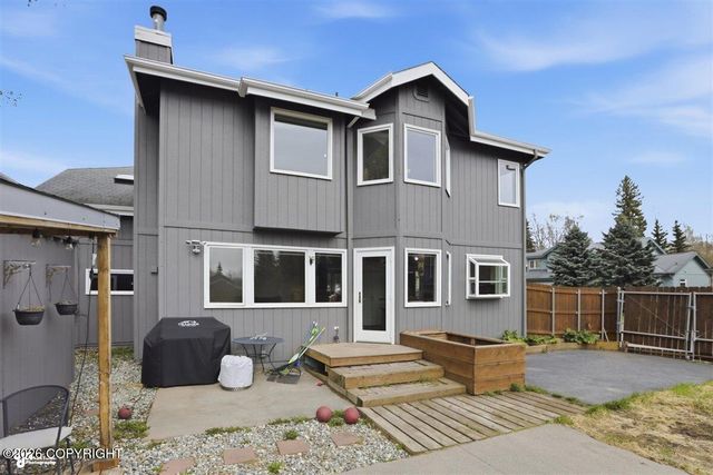 2548 Brook Hill Circle, Anchorage, AK 99516
