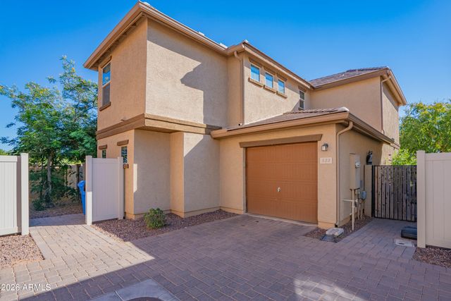 533 N RANGER Trail, Gilbert, AZ 85234