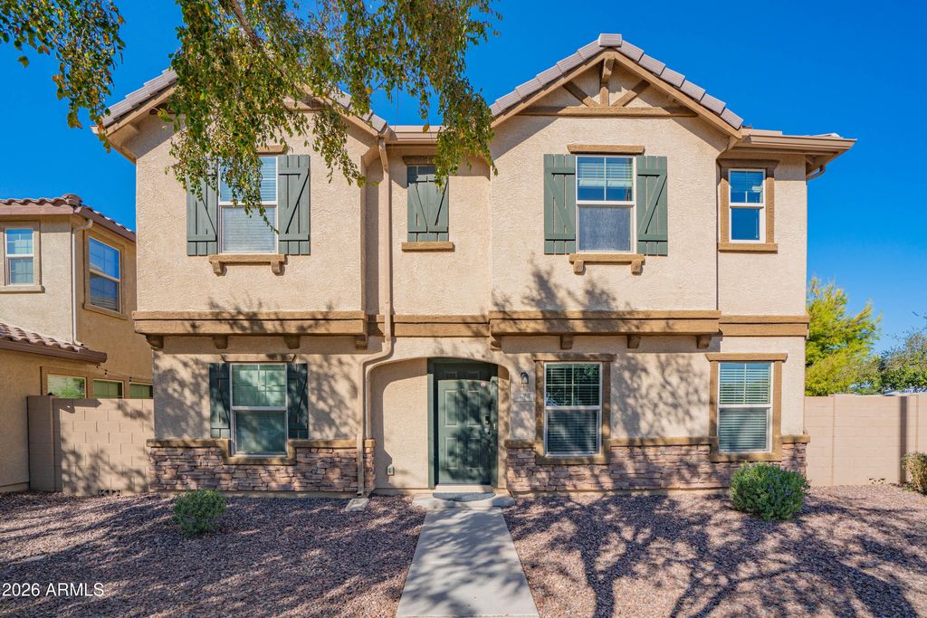 533 N RANGER Trail, Gilbert, AZ 85234