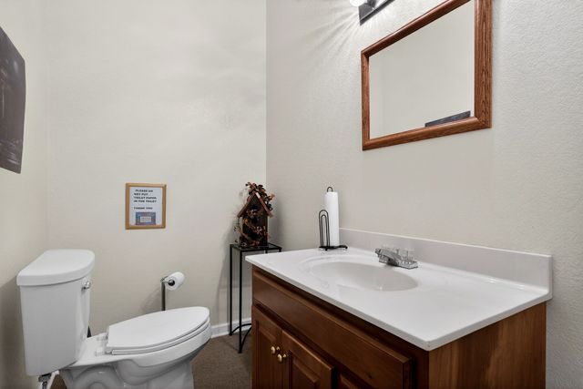 150 Tabernacle Rd, Smithville, TN 37166