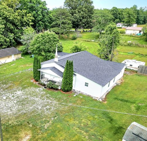150 Tabernacle Rd, Smithville, TN 37166