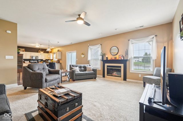 5322 Montavia Lane, Indianapolis, IN 46239