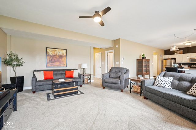 5322 Montavia Lane, Indianapolis, IN 46239