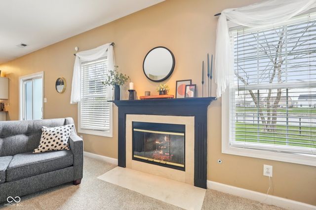 5322 Montavia Lane, Indianapolis, IN 46239