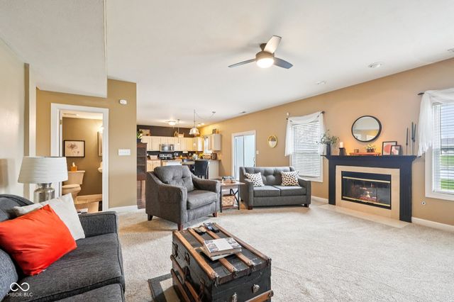 5322 Montavia Lane, Indianapolis, IN 46239