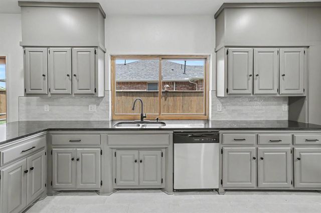 2801 NW 159th Street, Edmond, OK 73013
