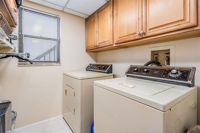 3505 TARPON WOODS BOULEVARD Q402, Palm Harbor, FL 34685