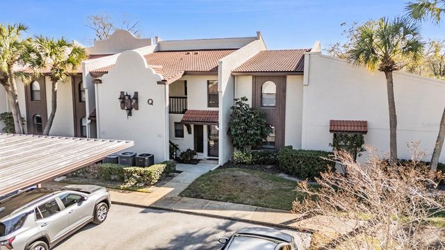 3505 TARPON WOODS BOULEVARD Q402, Palm Harbor, FL 34685