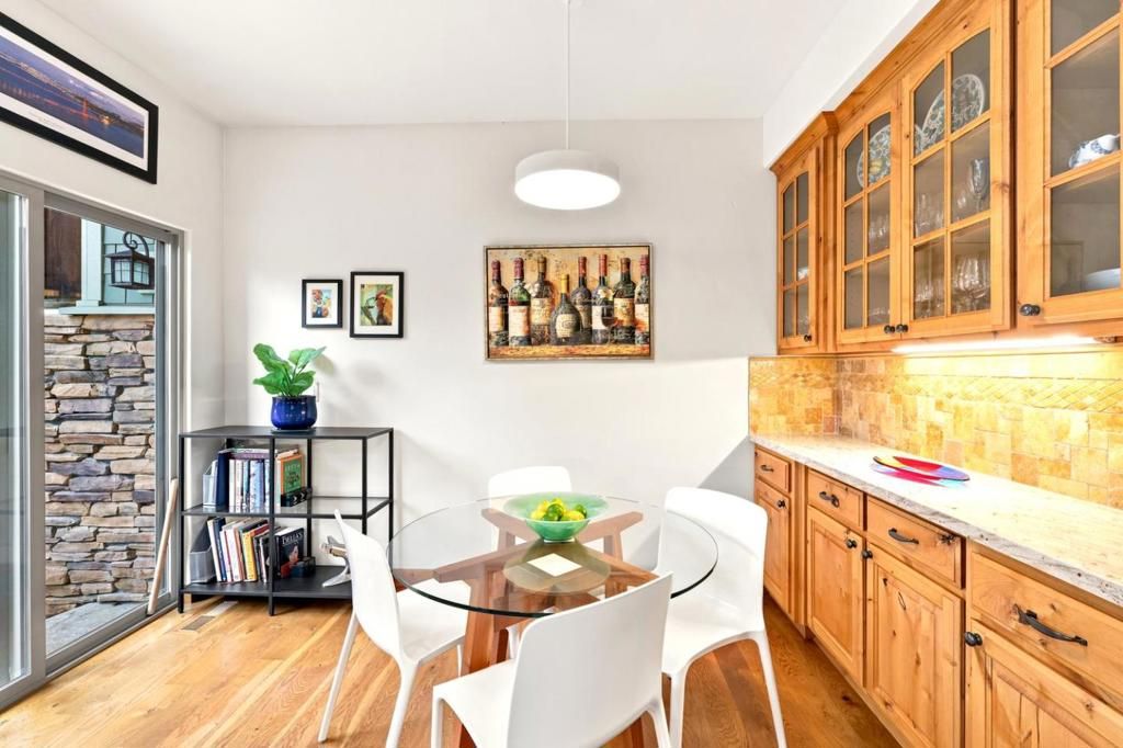 Image 15 of property listing at 398 San Carlos Avenue, El Granada, CA 94018