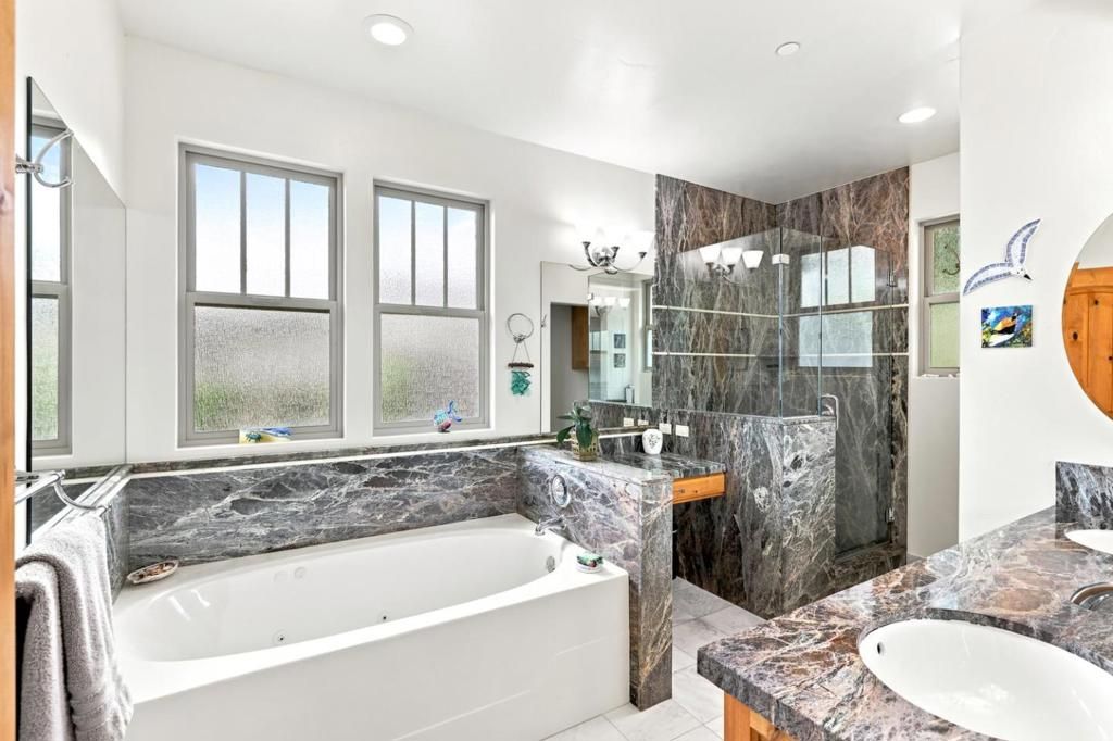Image 32 of property listing at 398 San Carlos Avenue, El Granada, CA 94018