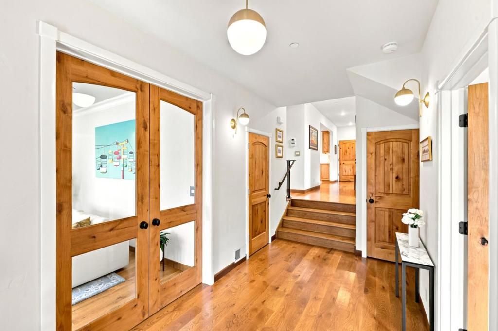 Image 6 of property listing at 398 San Carlos Avenue, El Granada, CA 94018