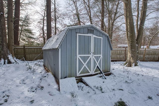 829 Auburn St, Bridgewater, MA 02324