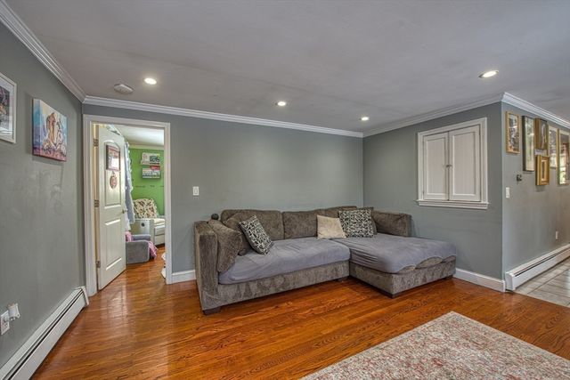 829 Auburn St, Bridgewater, MA 02324