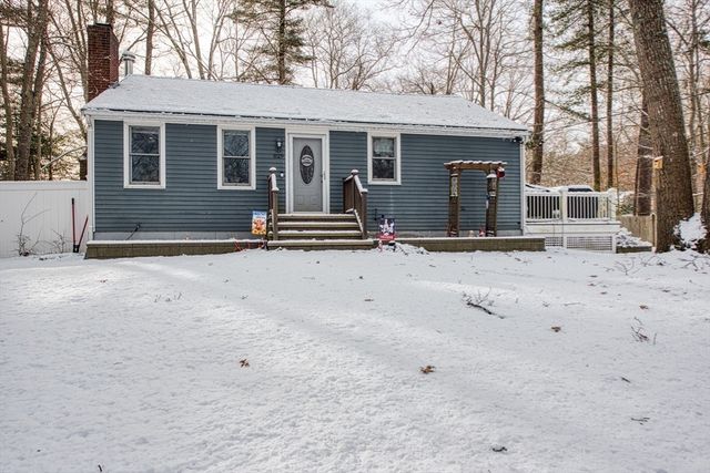 829 Auburn St, Bridgewater, MA 02324