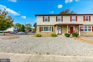 34-A DENVILLE ST, Barnegat, NJ 08005