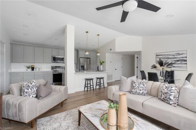 3729-3D Morris Farm Drive 3D, Greensboro, NC 27409