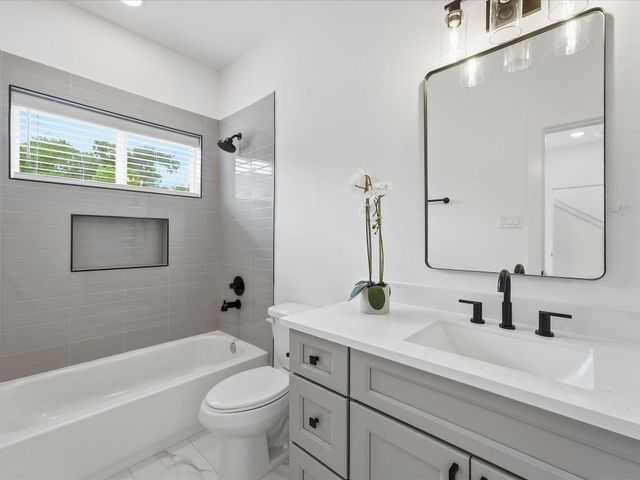 253-255 De Boll Street, Houston, TX 77022