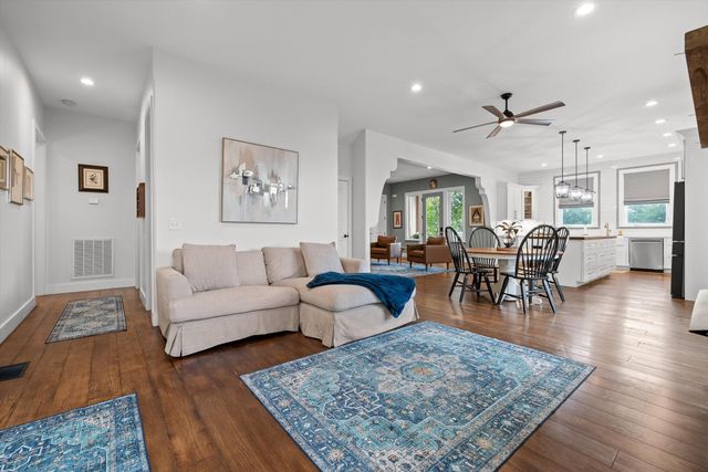 9962 Caseview Drive, Harrison, TN 37341