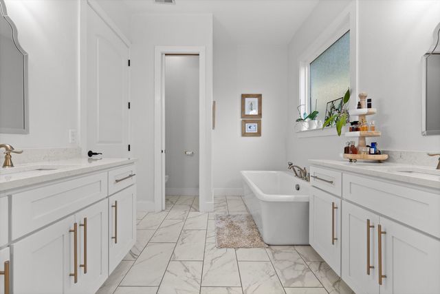 9962 Caseview Drive, Harrison, TN 37341