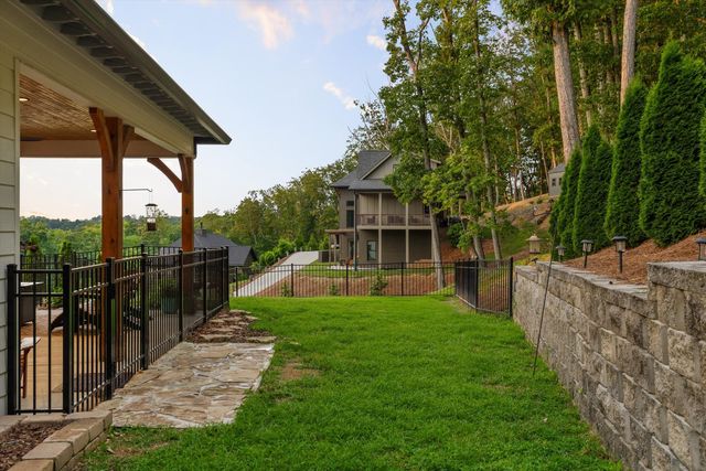 9962 Caseview Drive, Harrison, TN 37341