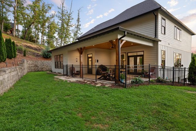 9962 Caseview Drive, Harrison, TN 37341