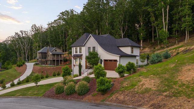9962 Caseview Drive, Harrison, TN 37341