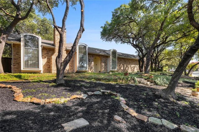 17202 Graystone Drive, Dallas, TX 75248