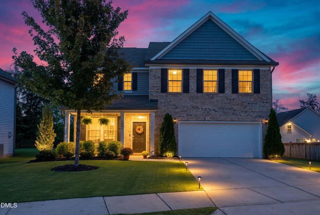 5000 Silver Spruce Way, Zebulon, NC 27597