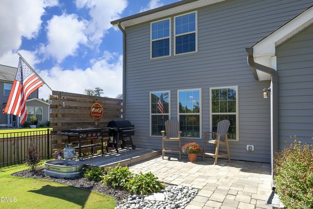 5000 Silver Spruce Way, Zebulon, NC 27597