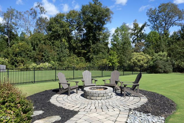 5000 Silver Spruce Way, Zebulon, NC 27597