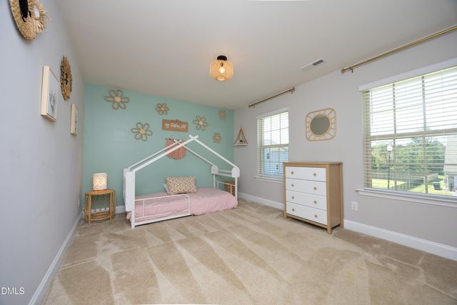 5000 Silver Spruce Way, Zebulon, NC 27597