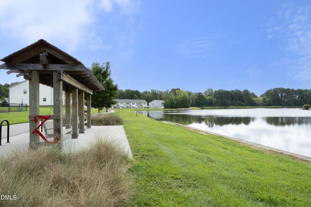 5000 Silver Spruce Way, Zebulon, NC 27597