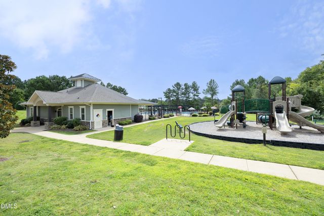 5000 Silver Spruce Way, Zebulon, NC 27597