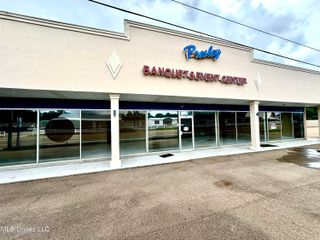 529 W Presley Boulevard, Mccomb, MS 39648