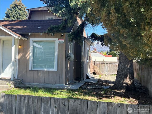 28 N Fir St, Omak, WA 98841