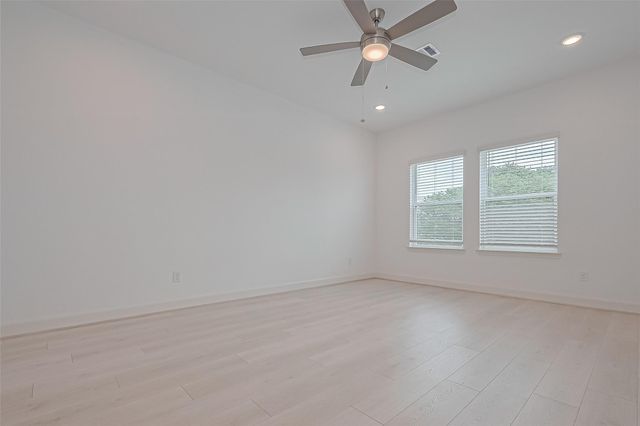 8913 Grovner Place, Houston, TX 77055
