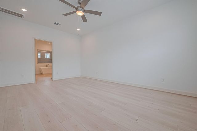8913 Grovner Place, Houston, TX 77055