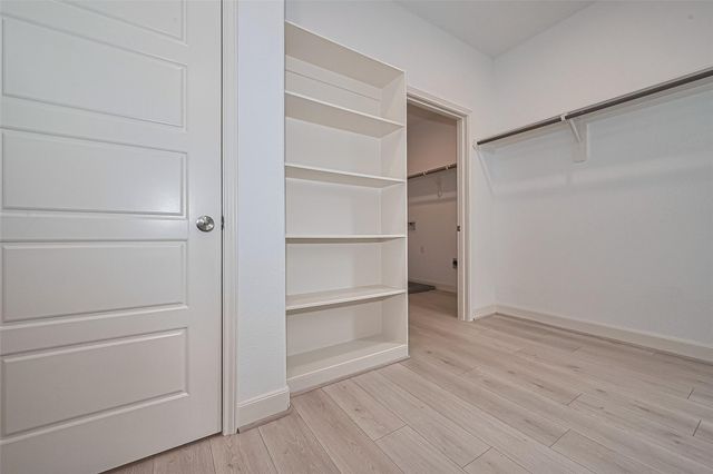 8913 Grovner Place, Houston, TX 77055