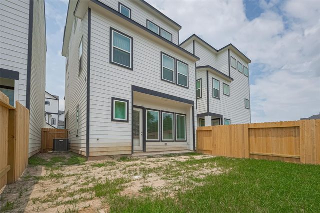8913 Grovner Place, Houston, TX 77055