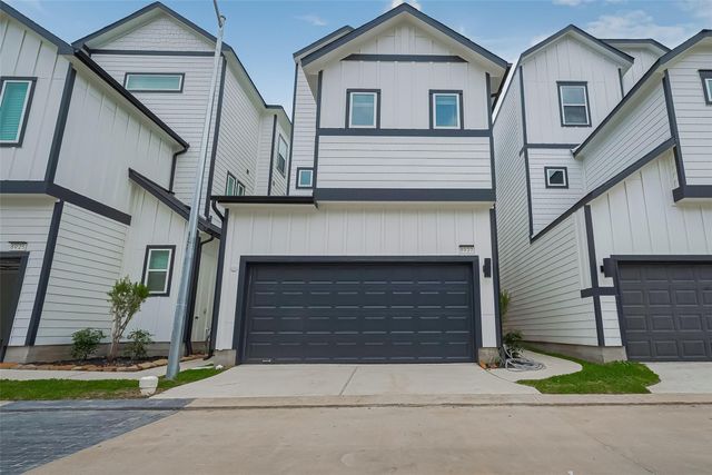 8913 Grovner Place, Houston, TX 77055