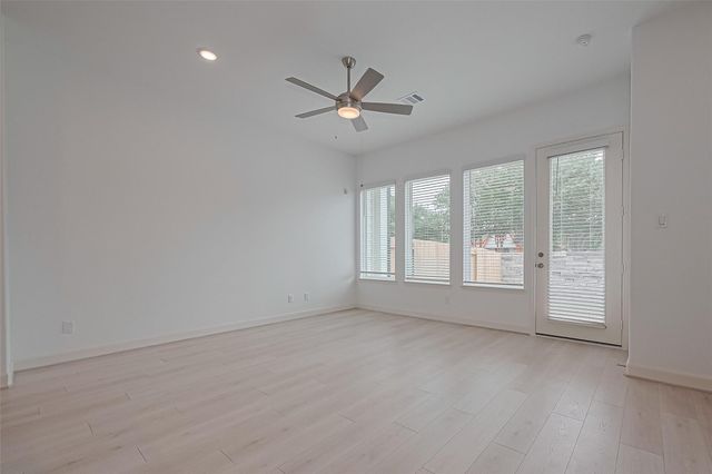 8913 Grovner Place, Houston, TX 77055
