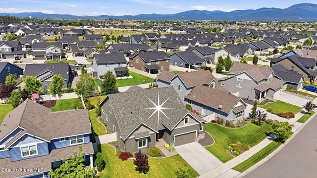 6889 N HOURGLASS DR, Coeur D'alene, ID 83815