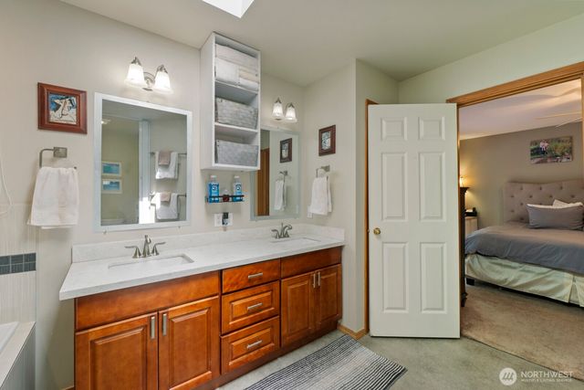 6108 133rd Place SW, Edmonds, WA 98026